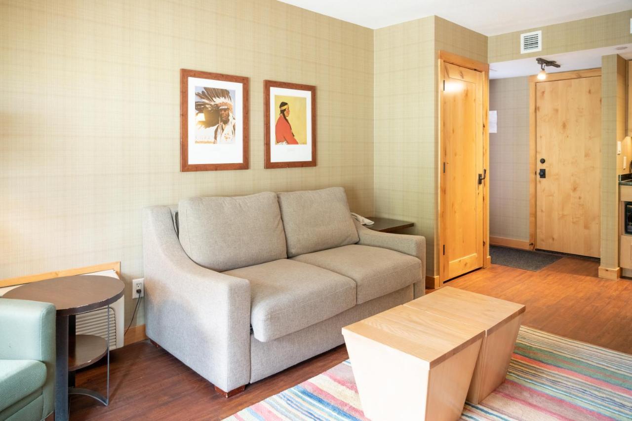 ฟอกซ์ โฮเทล แอนด์ สวีท Hotel แบมฟ์ ภายนอก รูปภาพ