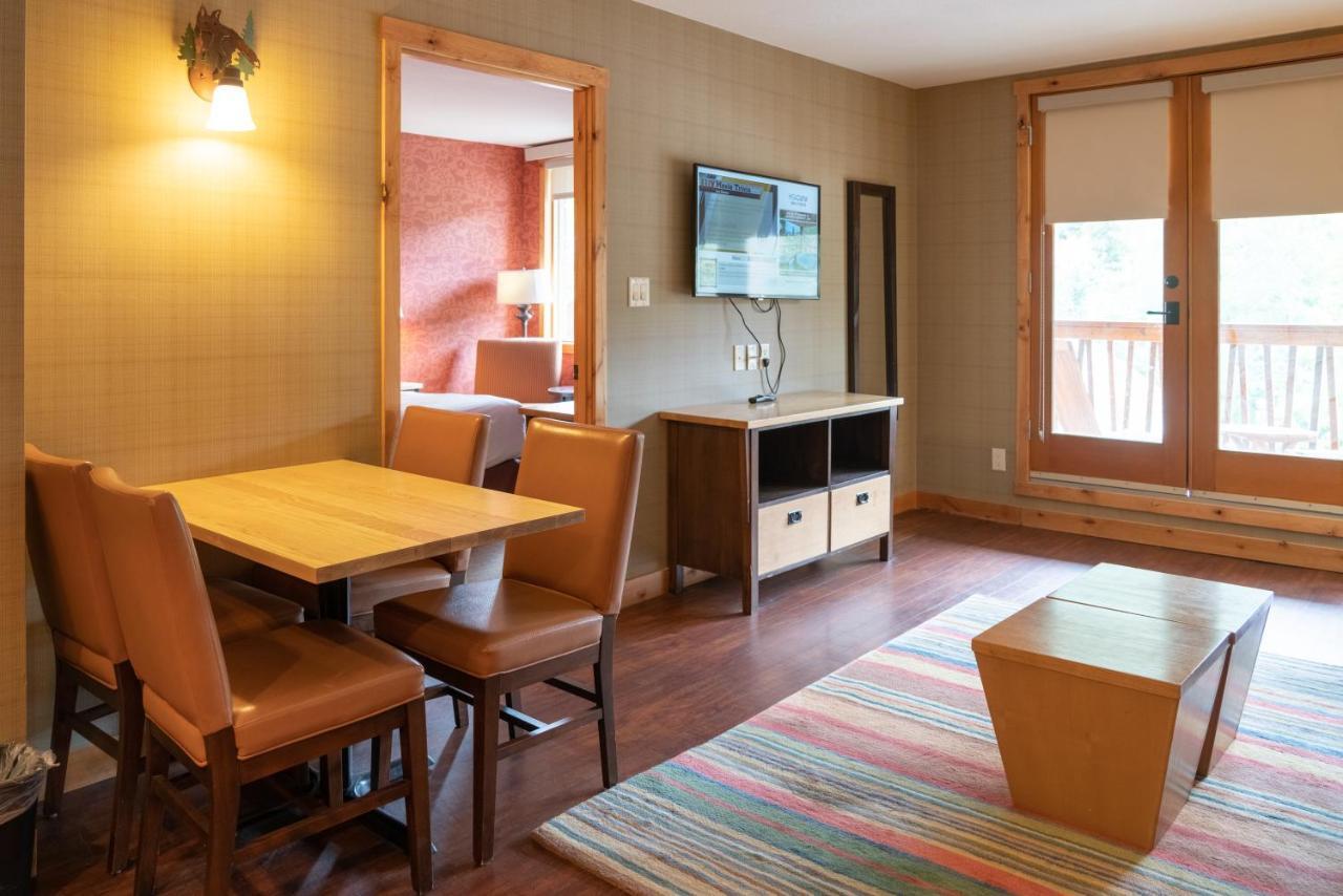 ฟอกซ์ โฮเทล แอนด์ สวีท Hotel แบมฟ์ ภายนอก รูปภาพ