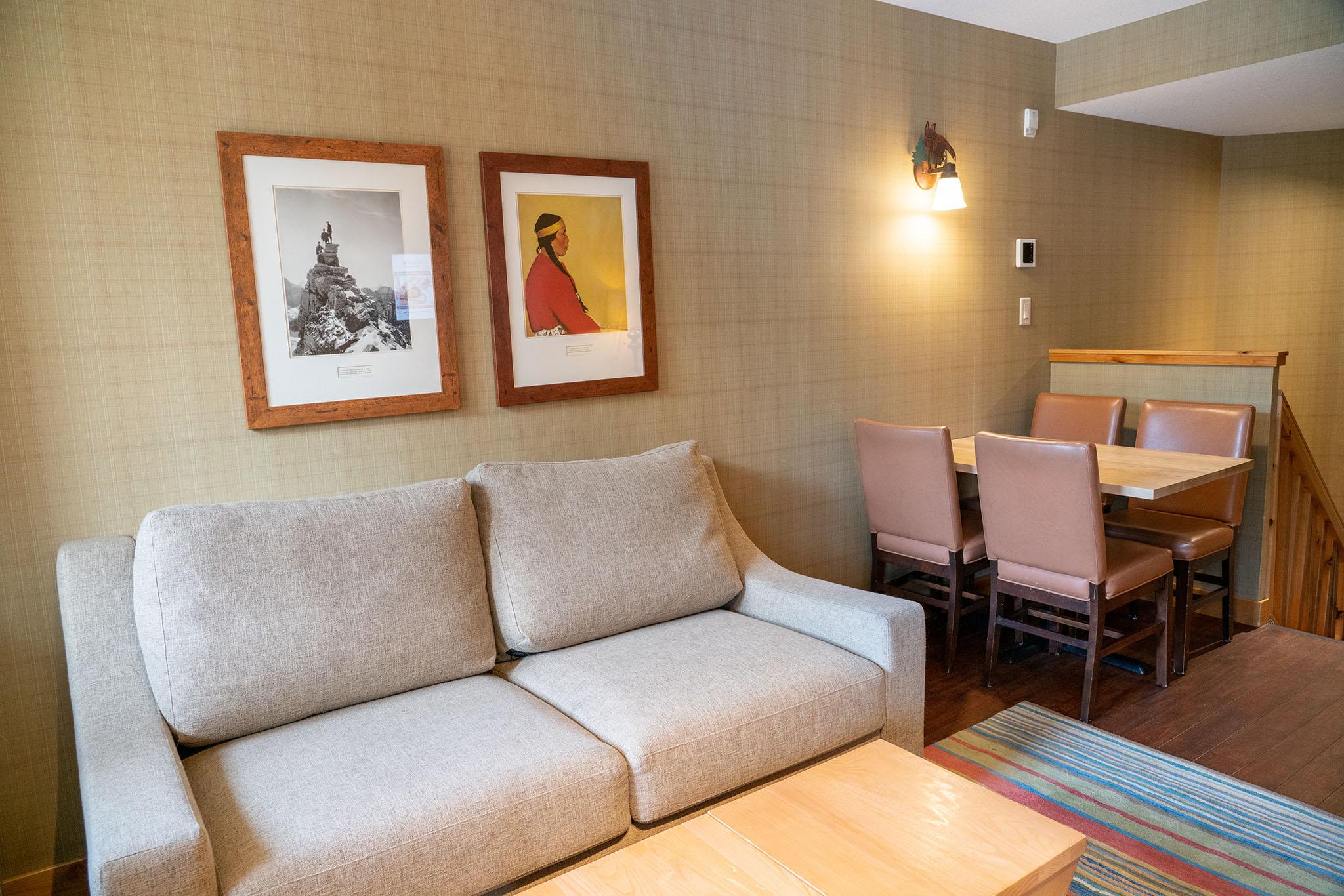 ฟอกซ์ โฮเทล แอนด์ สวีท Hotel แบมฟ์ ภายนอก รูปภาพ