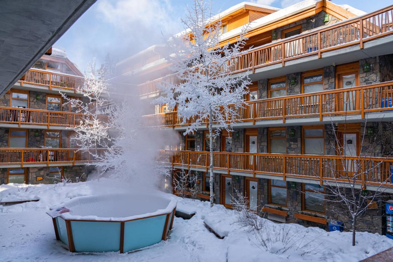 ฟอกซ์ โฮเทล แอนด์ สวีท Hotel แบมฟ์ ภายนอก รูปภาพ